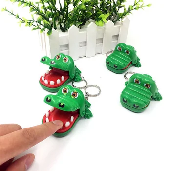Naujų kūrybinių nešiojamų mažas krokodilas burną stomatologas kandžioja pirštą žaidimas įdomus kamštukas žaislas su keychain vaikų krokodilas keychain